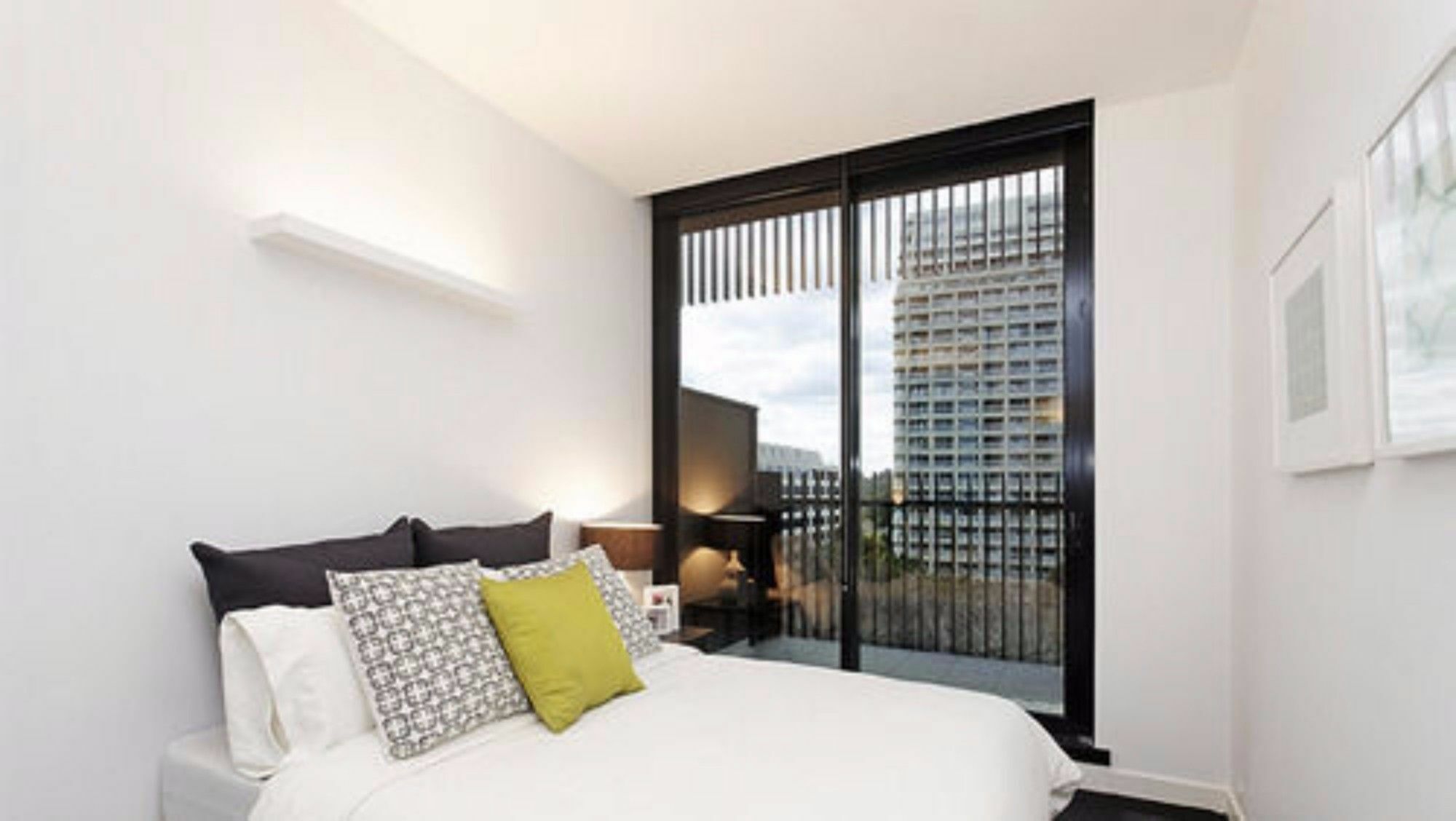 Wyndel Apartments - St Kilda Views Мельбурн Екстер'єр фото